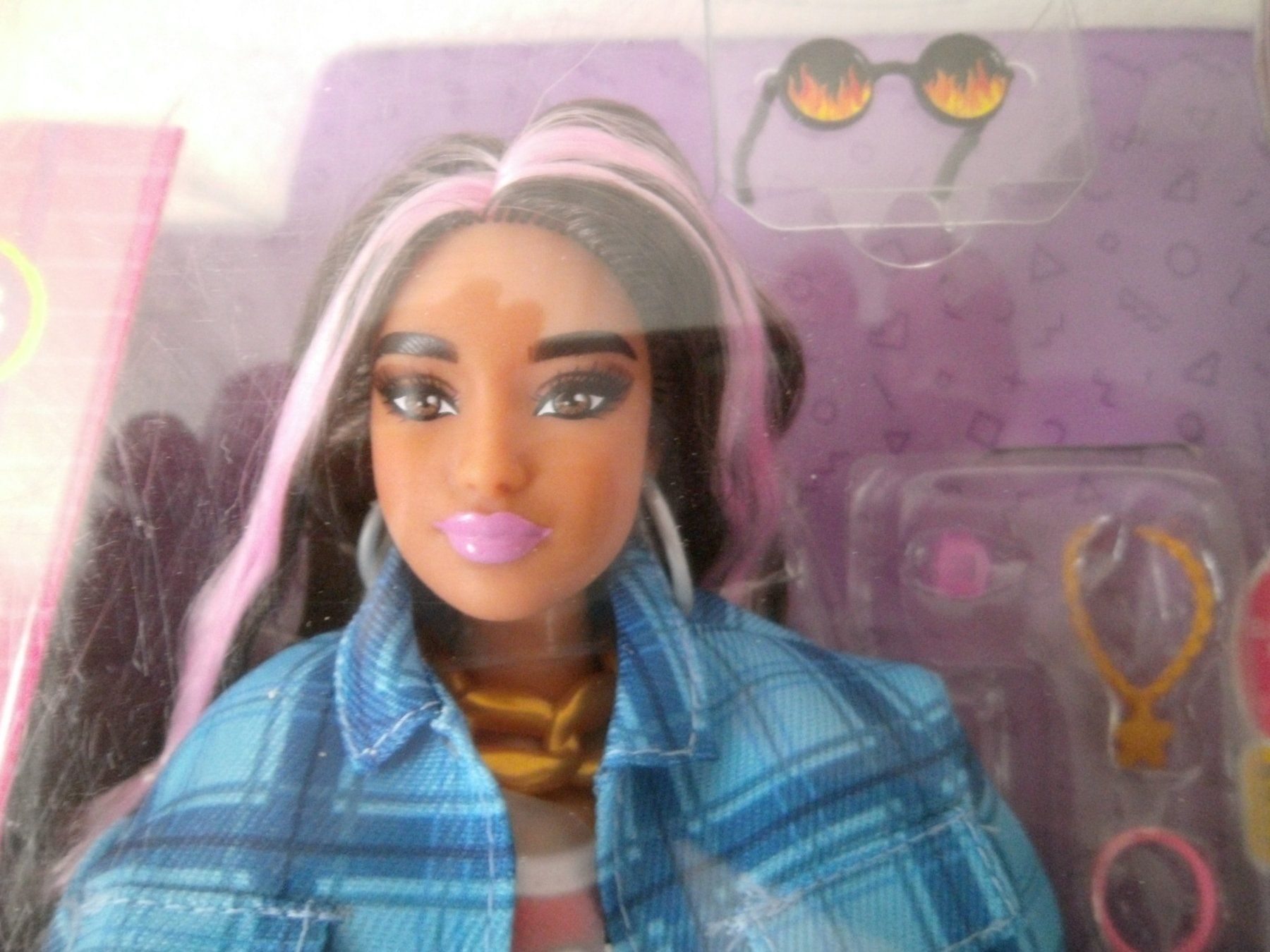 Puppen: Barbie EXTRA – Neu und originalverpackt aus Moutier von Mouschka 3