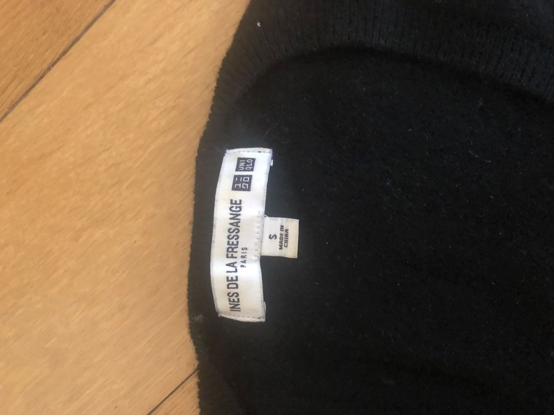 Uniqlo Maglioni & Felpe: Cashmere Sweater – Usato da Zürich venduto da Chanelle07 1