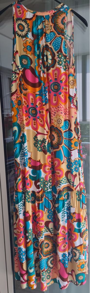 Kleider: Goldenpoint Maxikleid/Strandkleid Gr.38 – Gebraucht aus Zürich von Juancarlos1