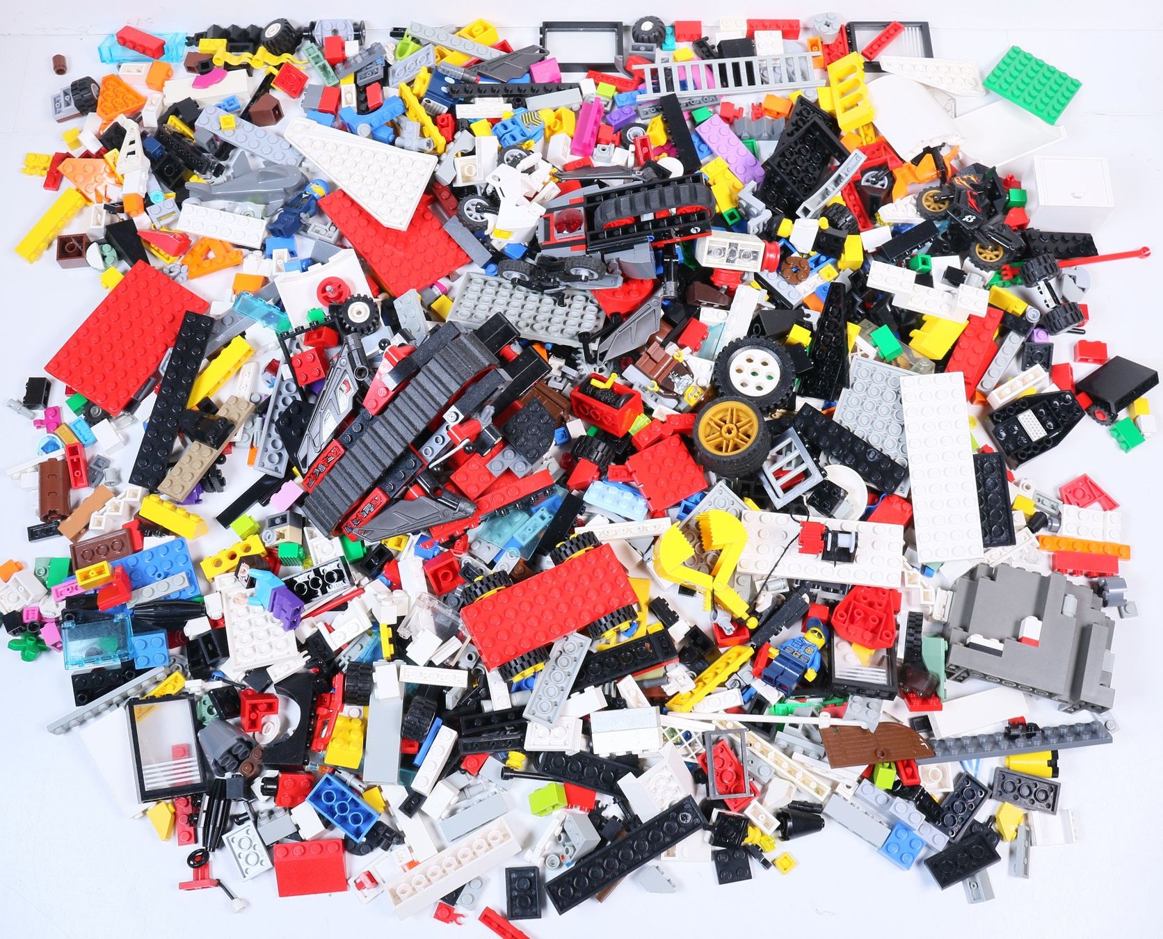 Lego Kit di costruzioni: 1.5 kg. Legoteile mit Minifiguren – Usato da Hettlingen venduto da Scholi99