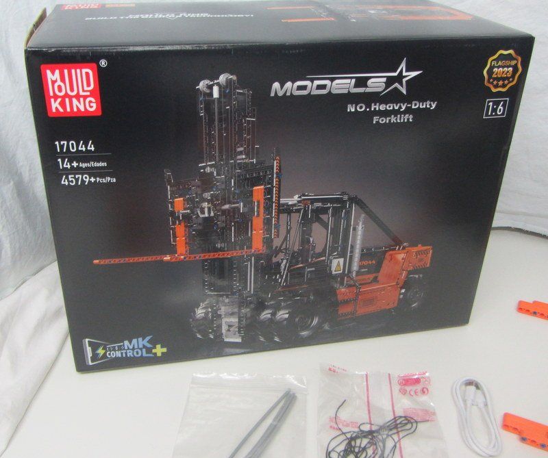Mould King Baukästen: Mould King 17044  " Heavy Duty Forklift " – Neu (gemäss Beschreibung) aus Kreuzlingen von Han-Solo-68 1