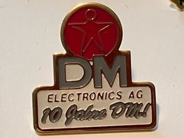 1 Pin DM Electronics AG 10 Jahre