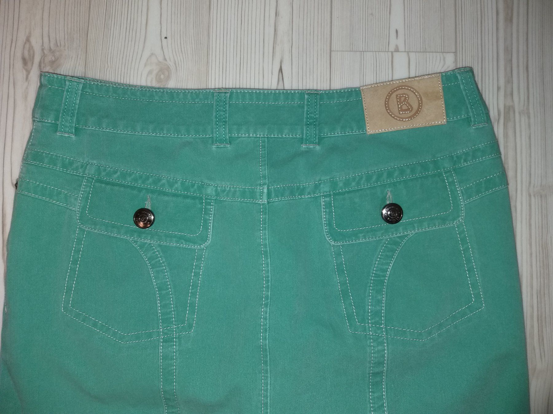 Bogner Gonne: Jupe / Rock BOGNER    Taille / Grosse 40 CH ...... – Usato da Cossonay-ville venduto da Super-Price-Quality 6