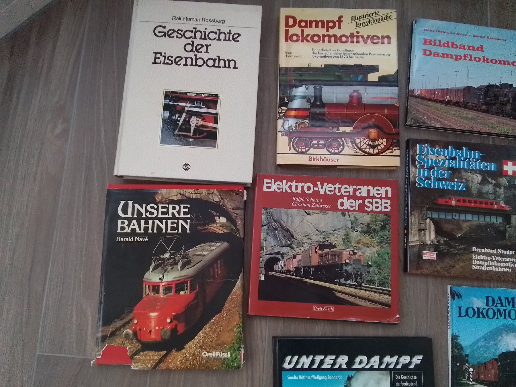 Modellini di ferrovie: Lot Eisenbahn Bücher – Usato da Reichenburg venduto da Pipo-67 1