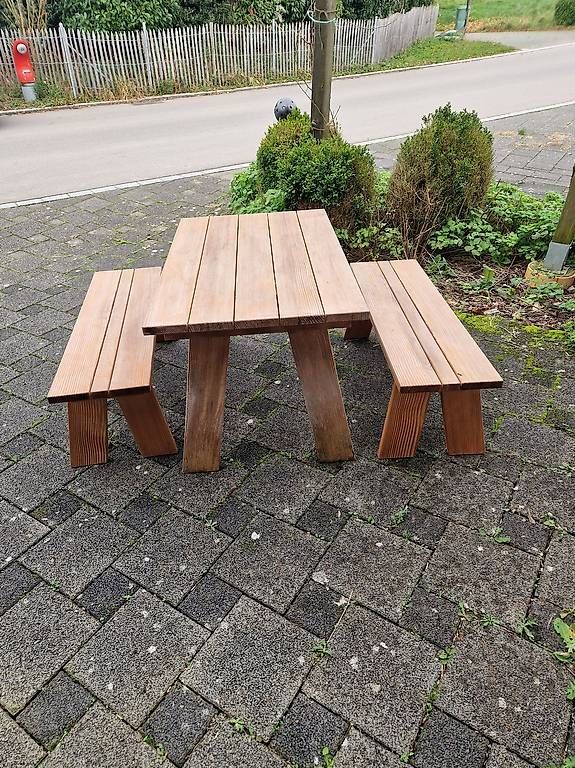 Tischset: Gartenmöbelgarnitur für Kinder, 100cm – Gebraucht aus Hefenhofen von awbeat