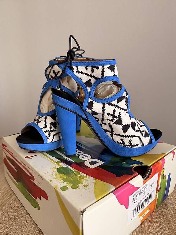 Desigual Scarpe da donna: Scarpe con tacco Desigual – Usato da S. Antonino venduto da cha_9vm8 1