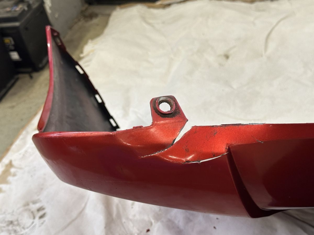 Renault Tutti pezzi di ricambio auto: Pare-chocs arrière, Renault twingo 3  – Usato da Treycovagnes venduto da Campingcar65 2
