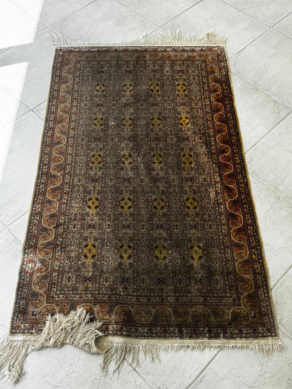 Tappeti: Echter Seidenteppich, Vintage, Grösse 170 x 94cm. – Usato da Schlieren venduto da Eldi84 1