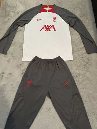 Liverpool Trainingsanzug, neuwertig, Grösse L-XL,Grau/Weiss