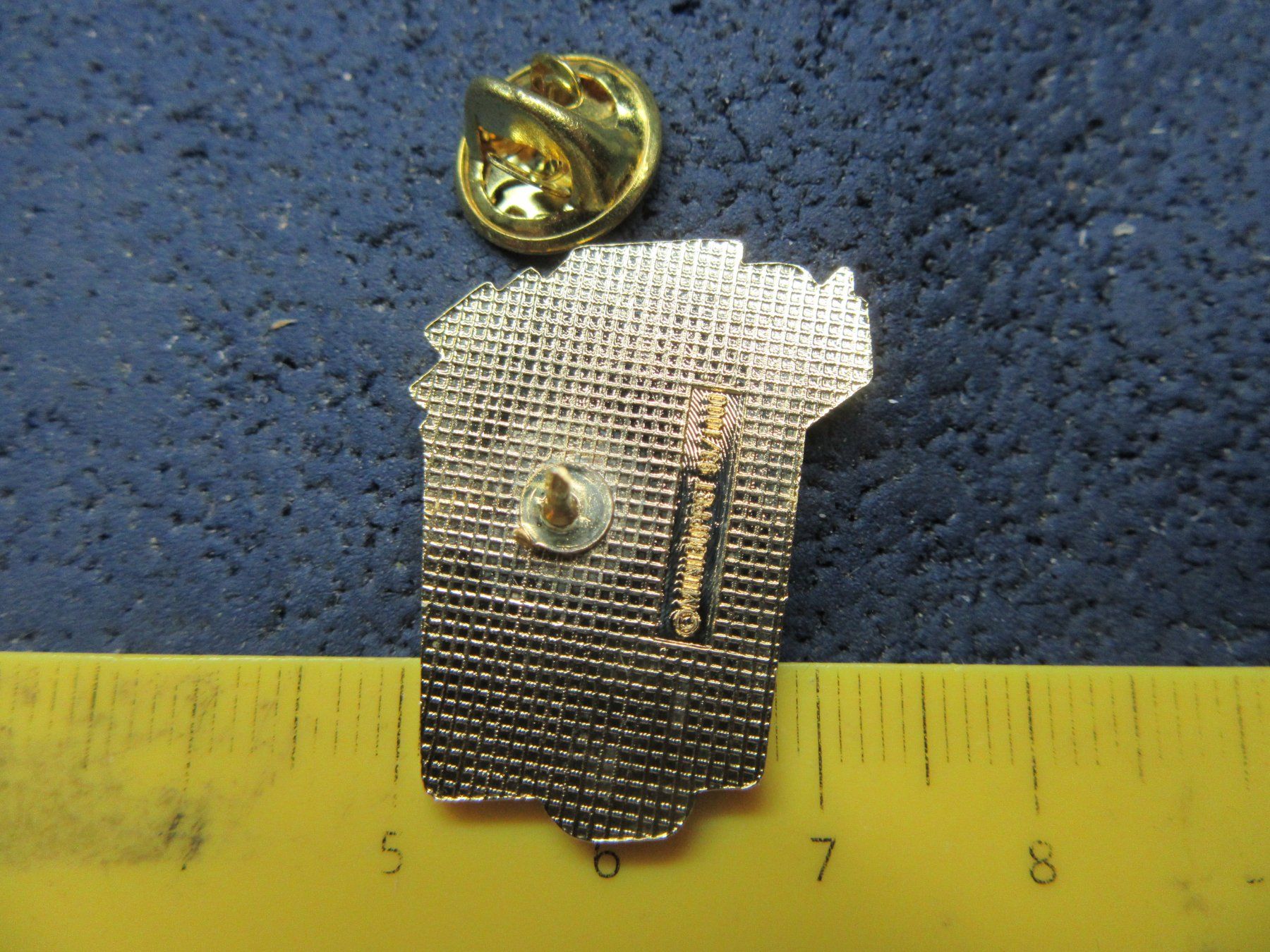SBB/CFF/FFS Placchette & Badge: BAHN SCHWEIZ PIN SBB MINI BUFFET ENAMEL GOLDIG – Usato da Ettingen venduto da Hausi4711 1