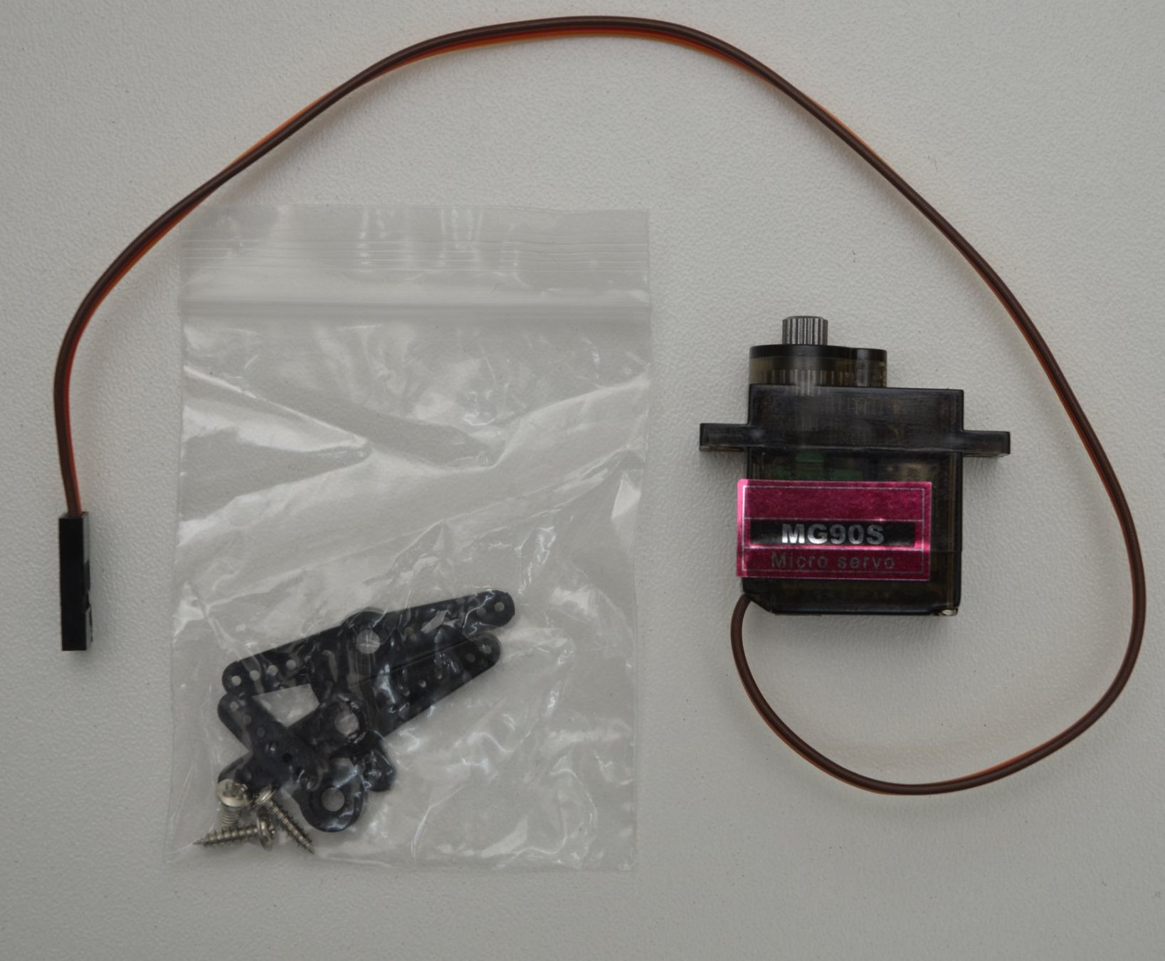 RC Modellbau: Servo MG90S 2.2kg/0.08Sek. – Neu und originalverpackt aus Rüti ZH von MSRC-Modelle 1