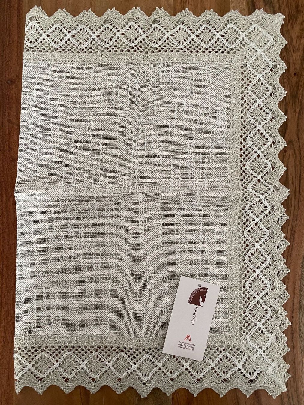 Stoffe: Übelhör Tischdecke mit Klöppelspitzen neu – Neu und originalverpackt aus Bern von schnupka 2