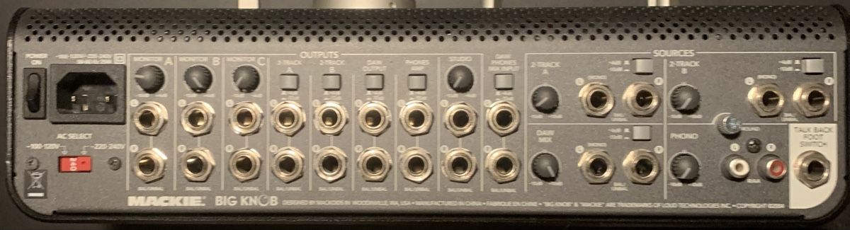 Mackie Console di mixaggio: Mackie Big Knob Studio Command System - Top Zustand! – Nuovo (secondo la descrizione) da Nussbaumen AG venduto da tob_j6yw 3
