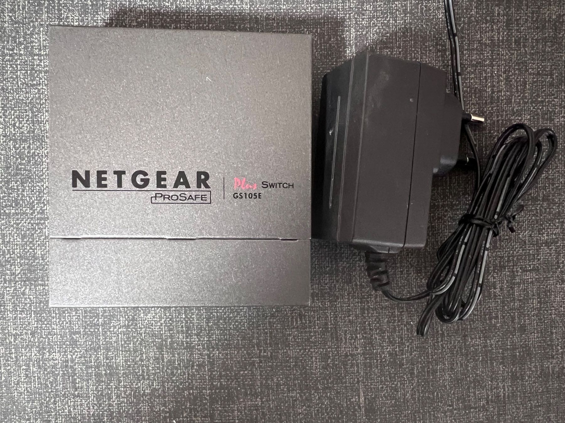 Netgear Hub & Switch: Netgear ProSafe plus Switch GS105E – Usato da Root venduto da Tech-Nick 8