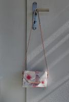 Ted Baker Damen Handtasche / Umhängetasche mit Blumenmust...