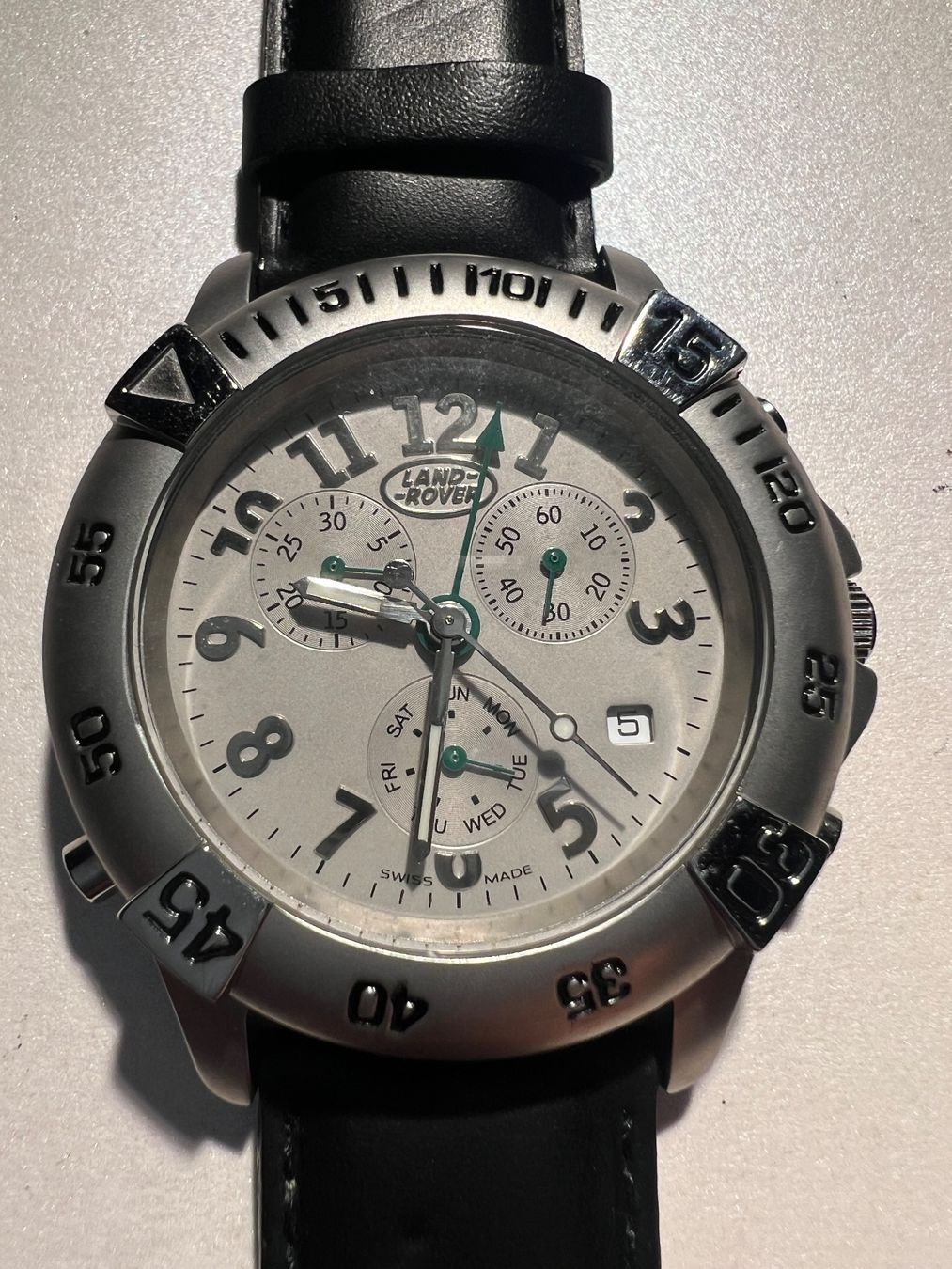 Orologi: Land Rover Uhr Neuwertig – Usato da Hunzenschwil venduto da Al-Bee-01