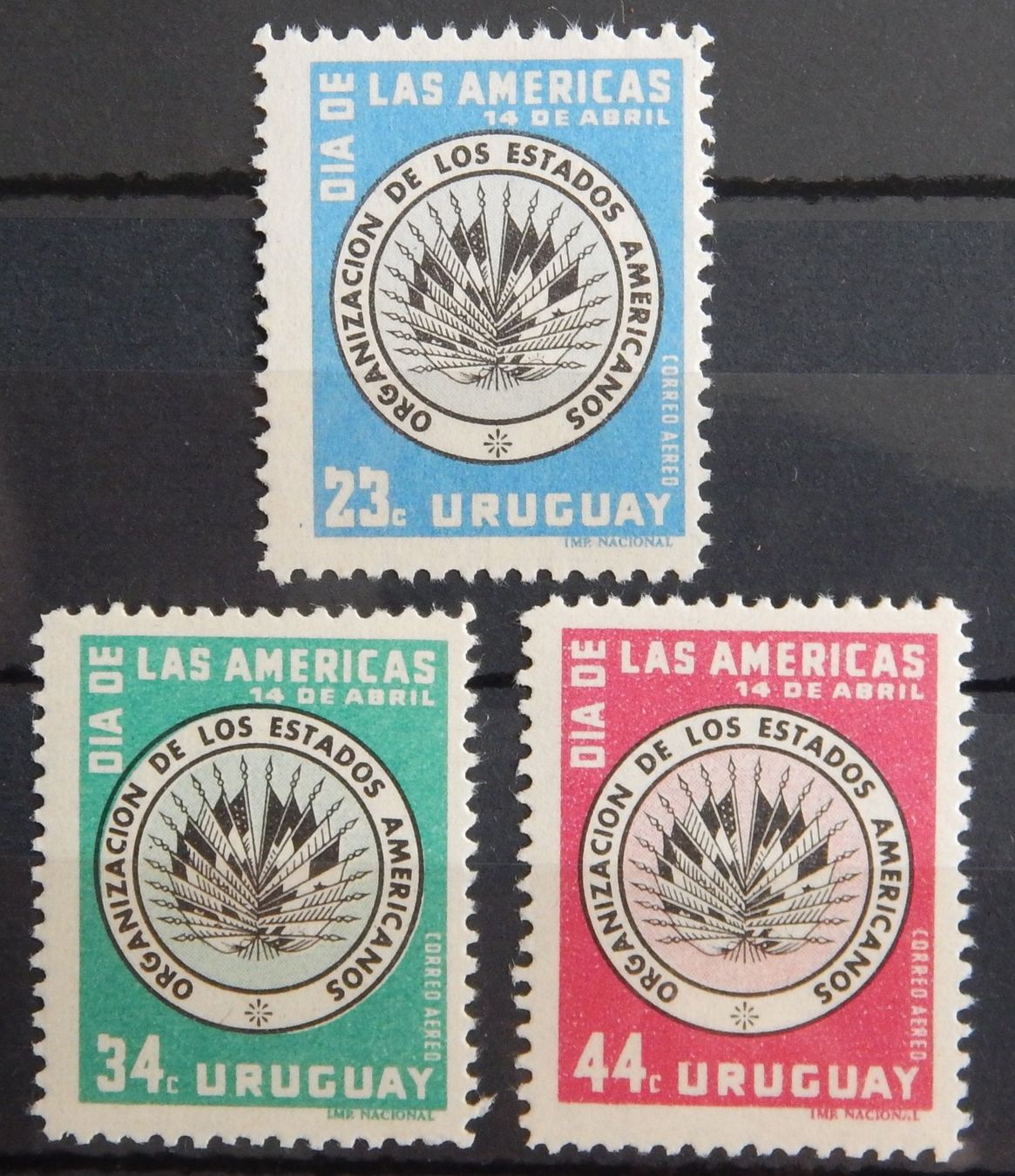 Tutti i francobolli: Uruguay Kat. 814-816 ** 1958 – Usato da Zürich venduto da Muehlekauf