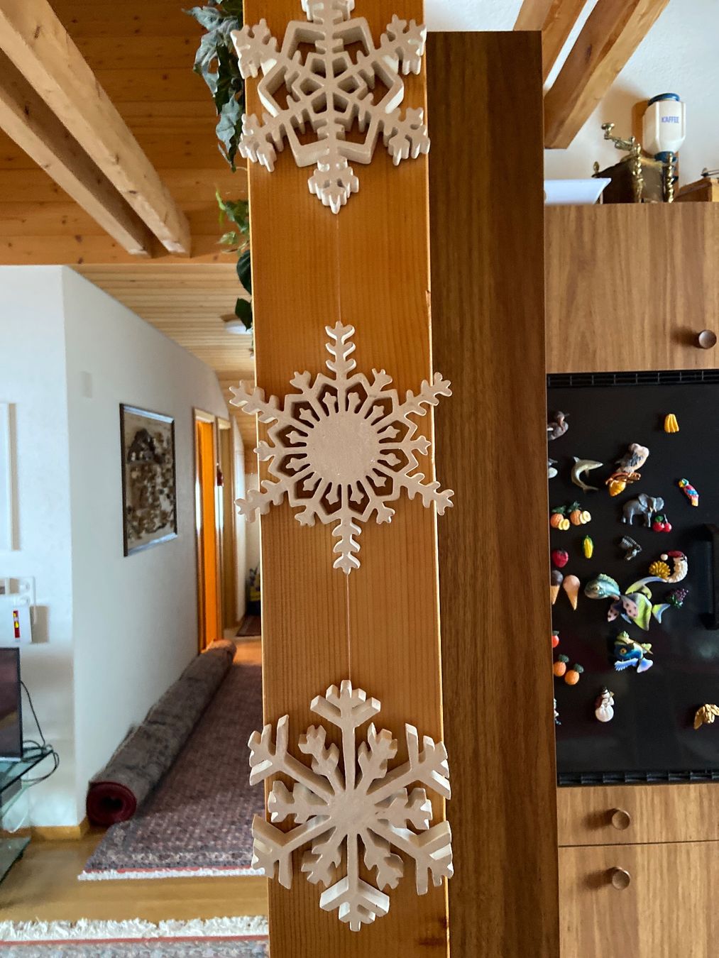 Globus Tutte le decorazioni: 3 Schneesterne Holz, sehr dekorativ aufhängen oder einzeln – Nuovo (secondo la descrizione) da Thalwil venduto da Sommerwende