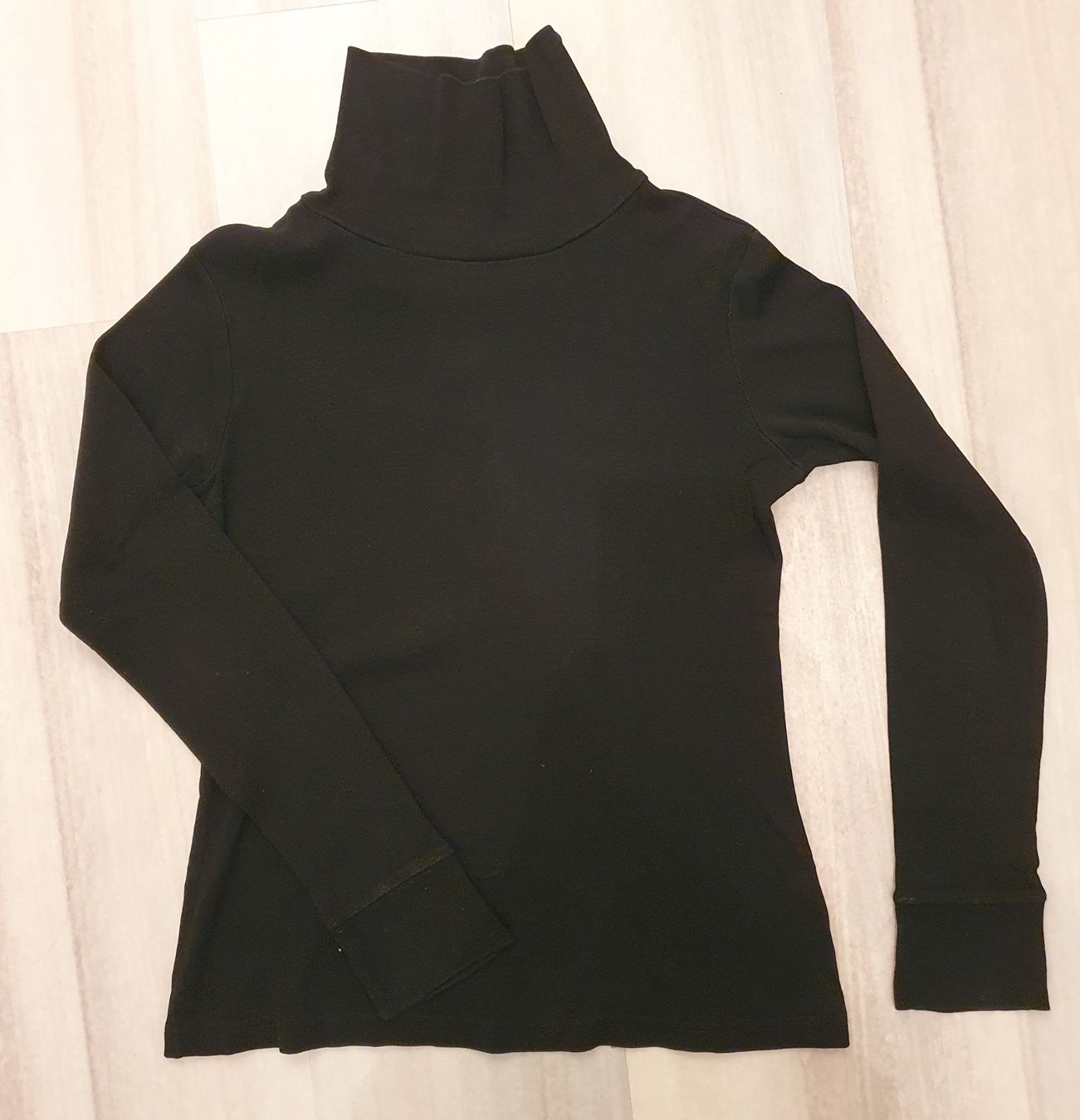 Maglioni & Felpe: Rollkragenpullover Schwarz Grösse S – Usato da Weiningen ZH venduto da jet_qh2c 1