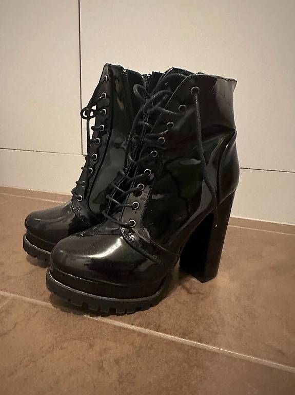 Chaussures femmes: Stiefelleten High Heels – D'occasion à Schlieren par S_Dragon 3