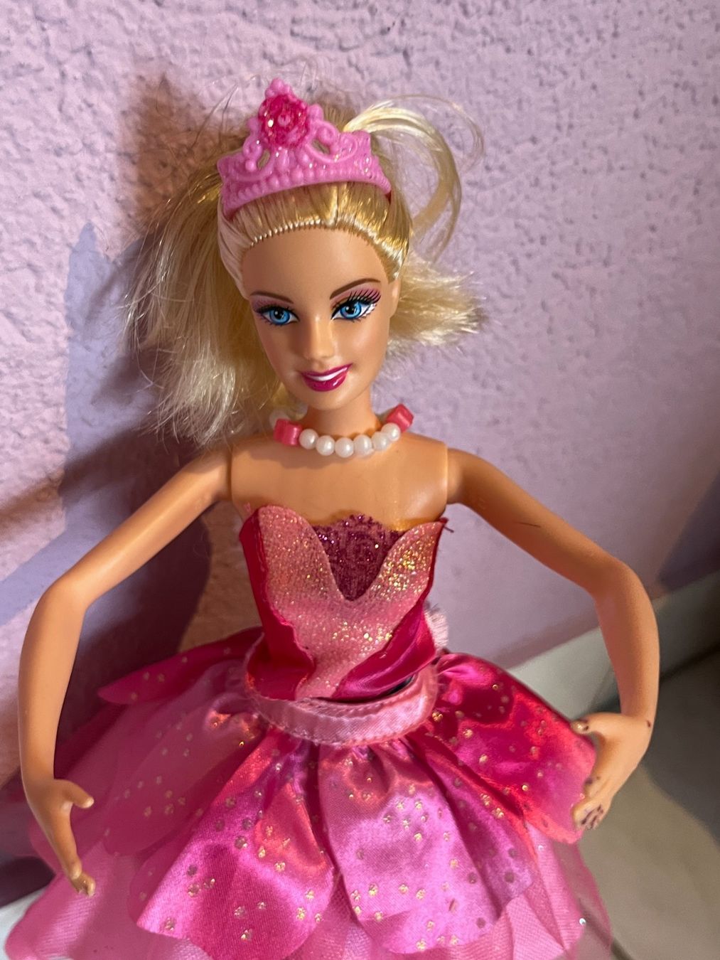 Bambole: Barbie blond mit Drehrock 2012 – Usato da St.Pantaleon venduto da frodobi 1