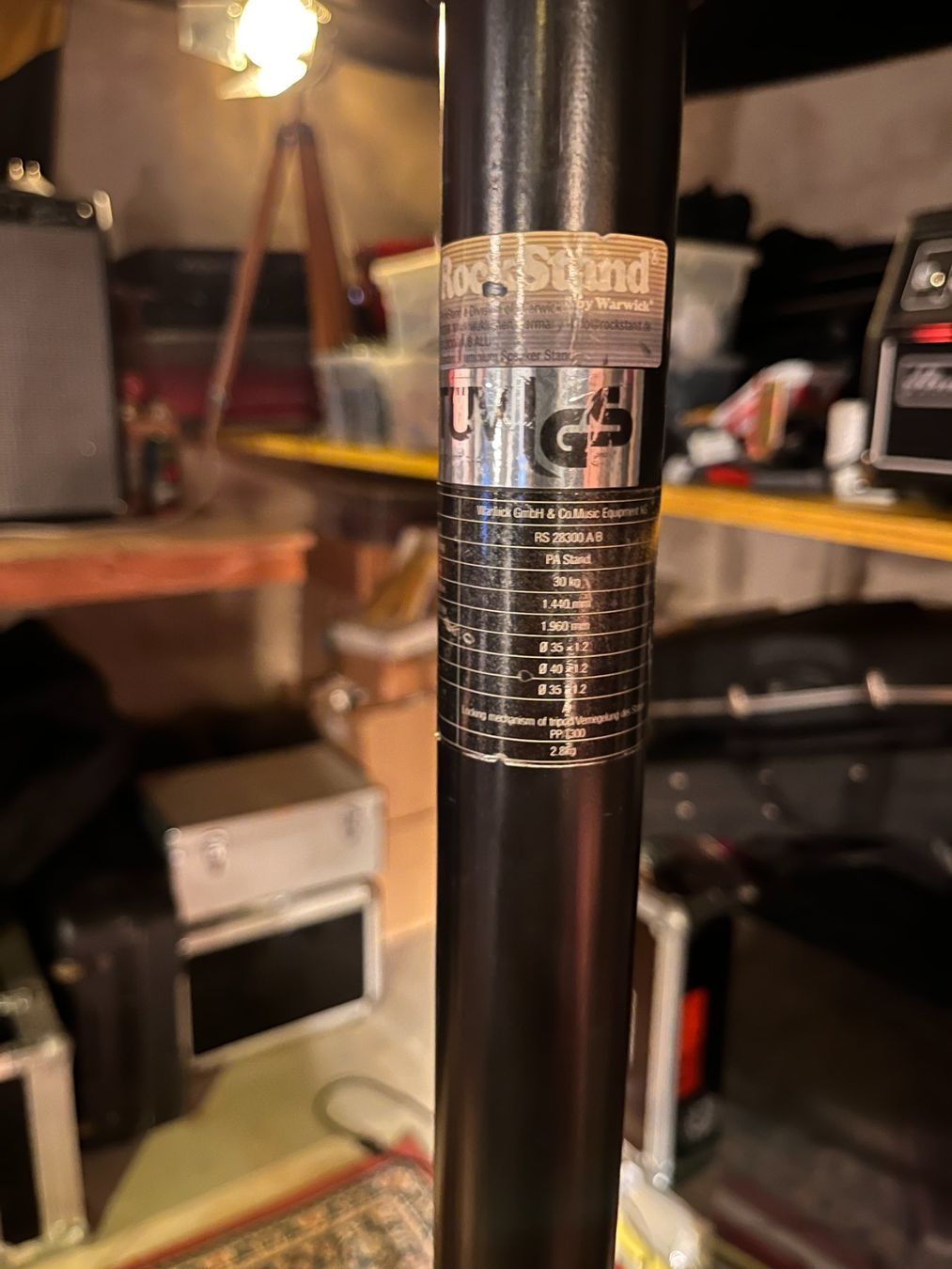 Fixations: Monitor Ständer inkl. Tasche – D'occasion à Bern par PJB 1
