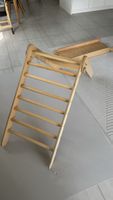 Goodevas Kletterdreieck mit Rutschbrett Holz guter Zustand