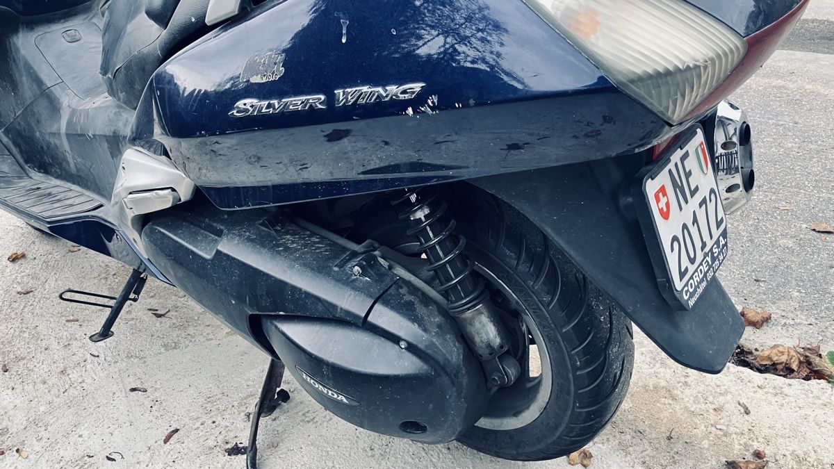 Honda Scooter: Scooter Honda 600  – Usato da Boveresse venduto da isa_597d 4