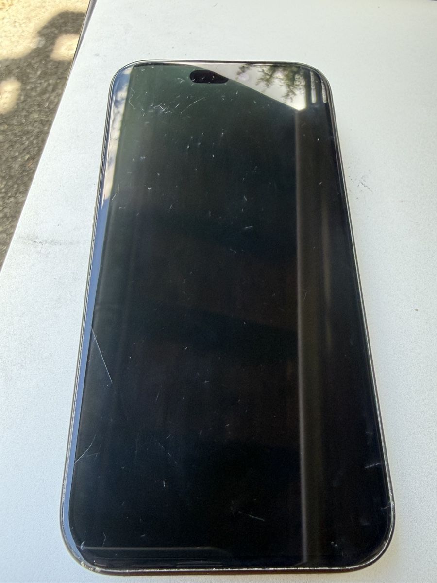Apple Telefoni cellulari / Smartphones: Iphone 15 – Usato da Basel venduto da edschu 3
