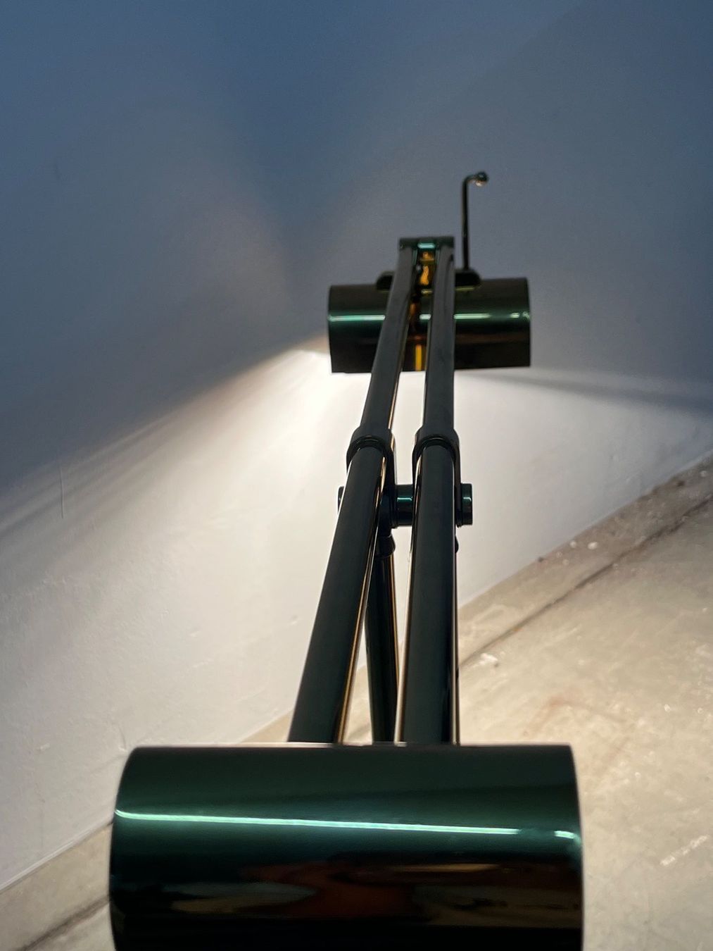 Lampade: JJS Messing Designer Schreibtischlampe – Usato da Zürich venduto da Levelart 1