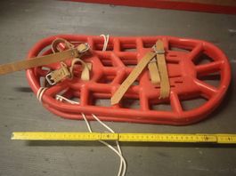 Schneeschuhe aus Kunststoff, rot, gebraucht