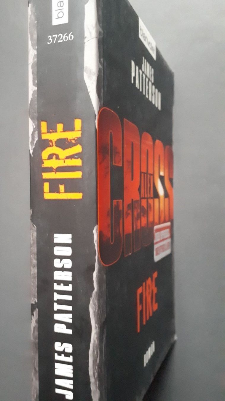 Bücher: James Patterson Fire – Gebraucht aus Basel von Alacant 2