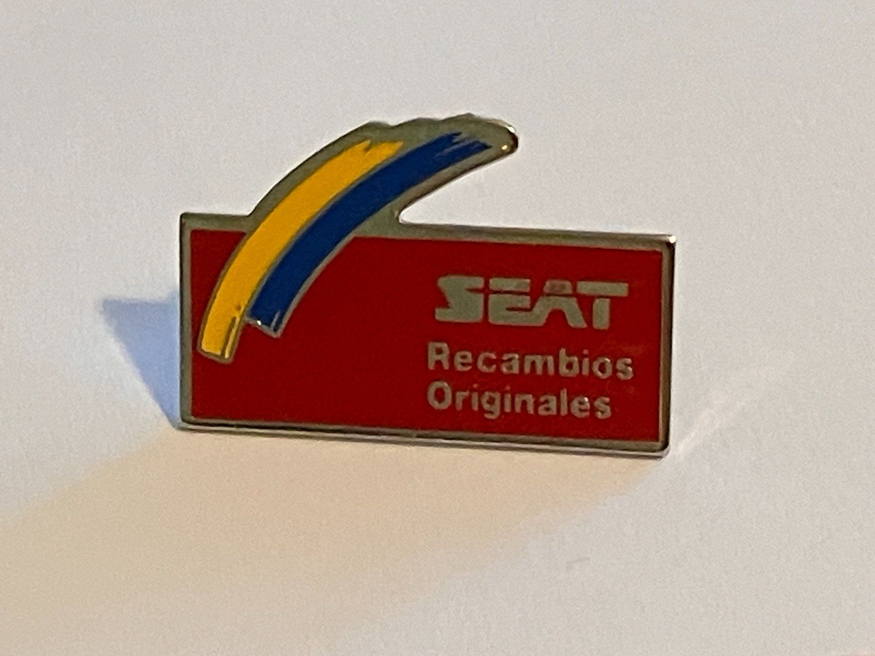 Plaquettes & Badges: 1 Pin Seat Recambios Originales – D'occasion à Basel par djwwpp