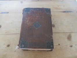 Antike romanische Bibel 1718 - Erste romanische Bibel