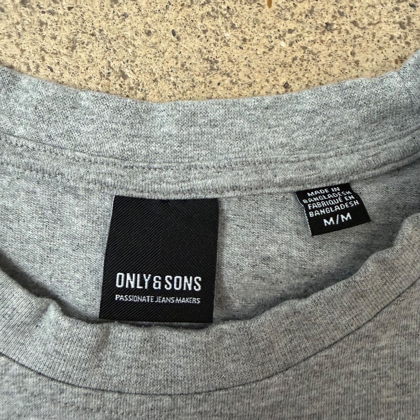 T-shirt: ONLY & SONS T-Shirt – Usato da Zürich venduto da ClosetQueen 7