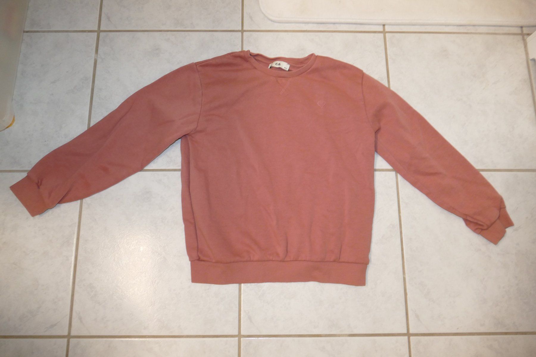 C&A Pulls et sweat-shirts: C&A: 4xPullover Gr. 140 – D'occasion à Niederhasli par Flash32 2