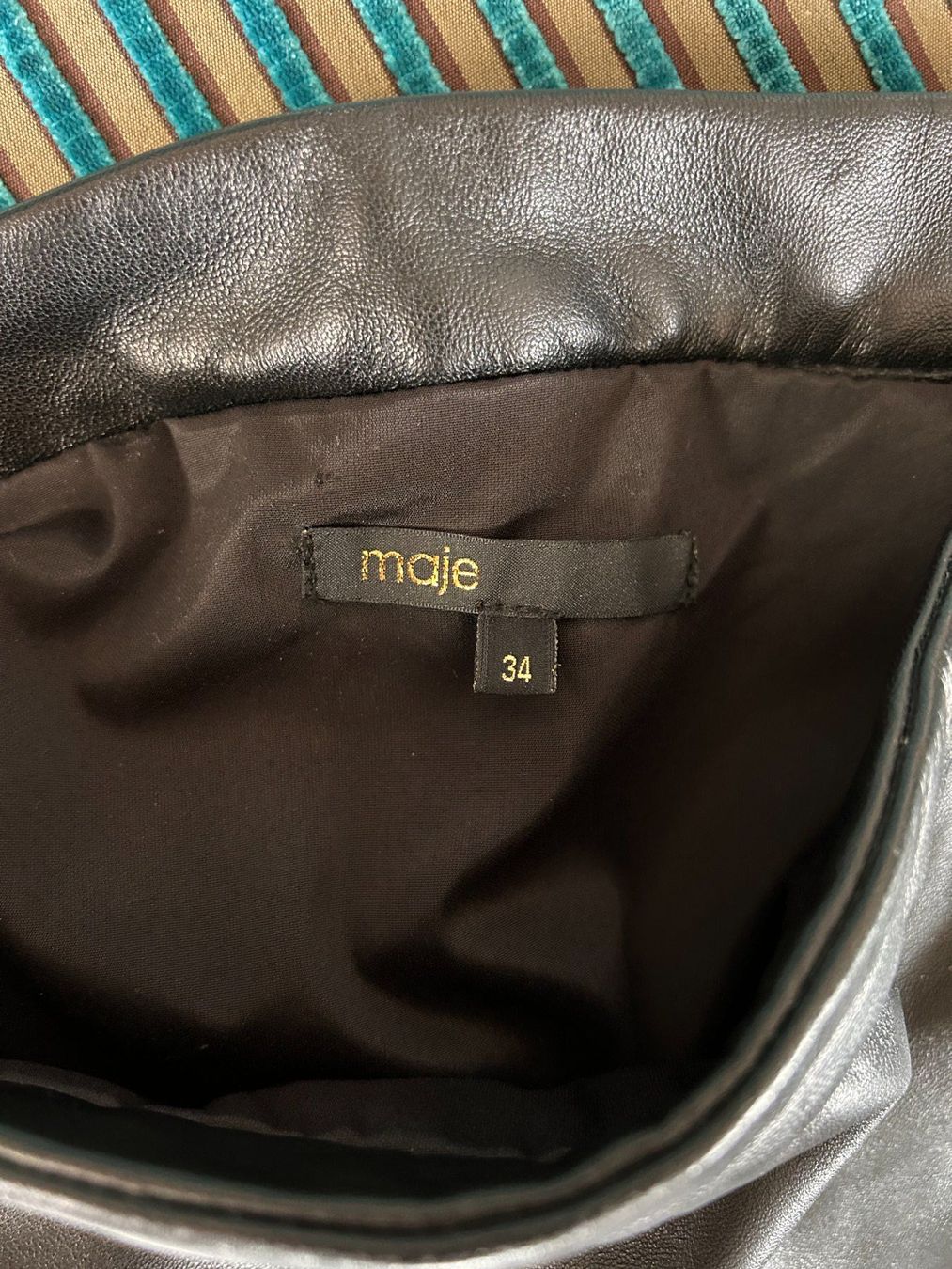 Maje Gonne: Mini-jupe cuir véritable Maje portefeuille œillets – Usato da Geneve venduto da Salomevergne 2