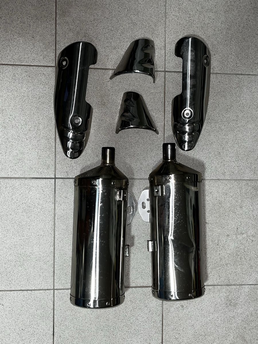 Triumph Sistemi di scarico: Schalldämpfer Original Triumph Speed Triple 1050 – Usato da Frauenkappelen venduto da jensitiger77