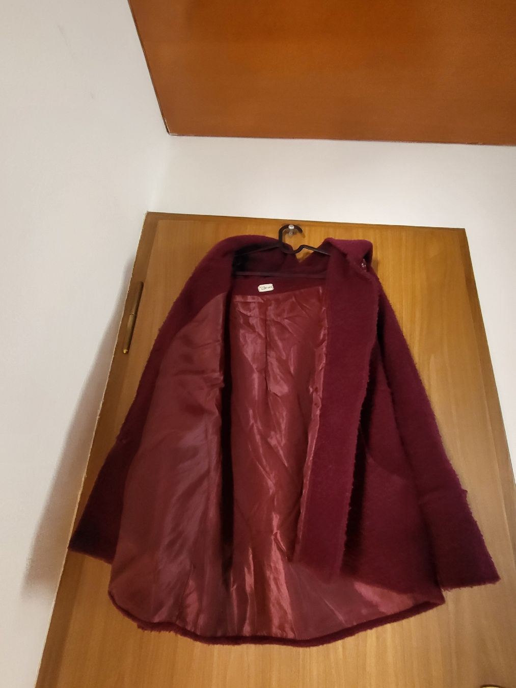 Jacken: Driver, Veste bordeaux à capuche, taille unique – Gebraucht aus Niedergösgen von Eva2410 2