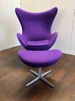 Egg Chair mit Hocker