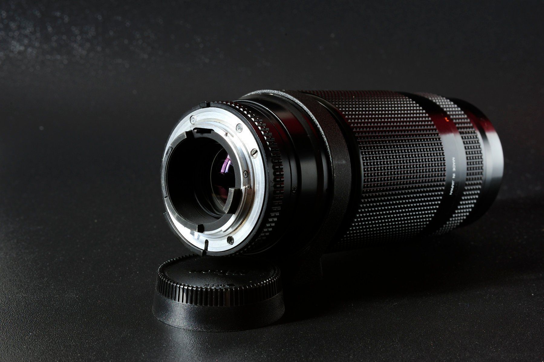 Nikkor Objectifs: Nikon Nikkor 75-300 "Sehr Scharf" – D'occasion à Fleurier par im_ghl 2