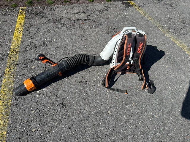 Stihl Laubbläser & Laubsauger: Blasgerät Stihl Benzin – Gebraucht aus Horgen von truebfg 3