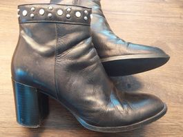 Stiefeletten schwarz 39