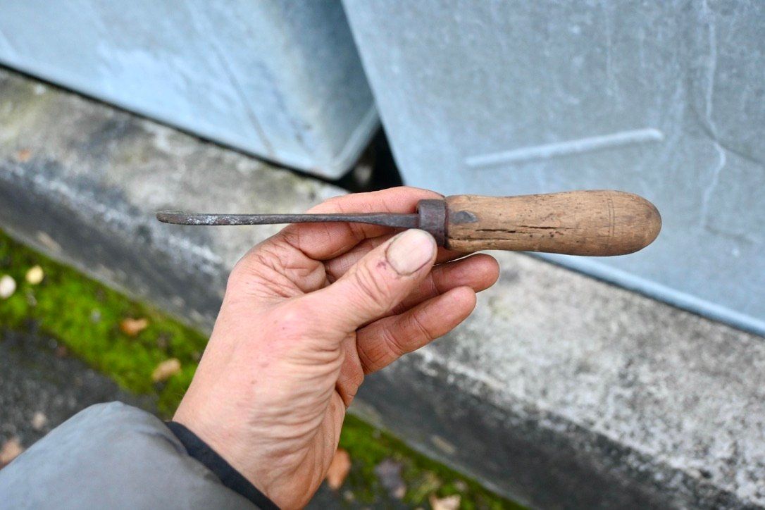 Tutti gli attrezzi: ANTIKE Handsichel Länge ca. 22cm – Usato da Pfaffhausen venduto da mono_rec 5