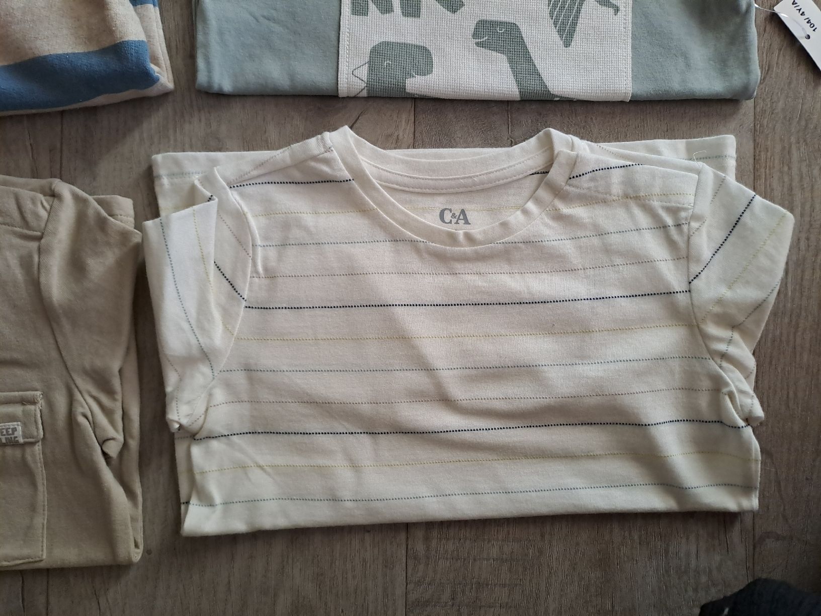 C&A Pulls et sweat-shirts: 4x Kinder Pullover C&A Grösse 104 neu – Neuf avec emballage d'origine à Rickenbach LU par bishiida 3