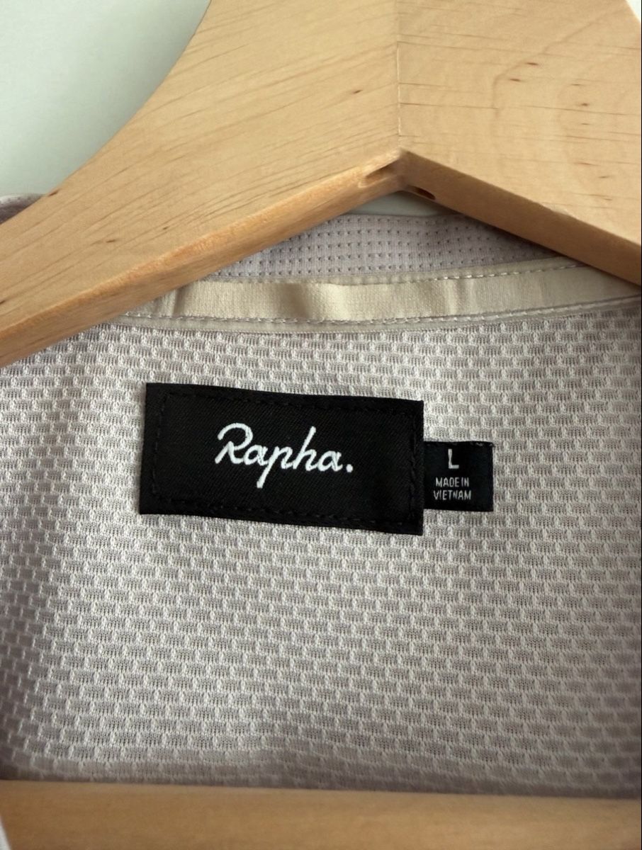 Rapha T-shirt: Rapha Explore Technical T-Shirt – Usato da Ennetbaden venduto da miboo 2