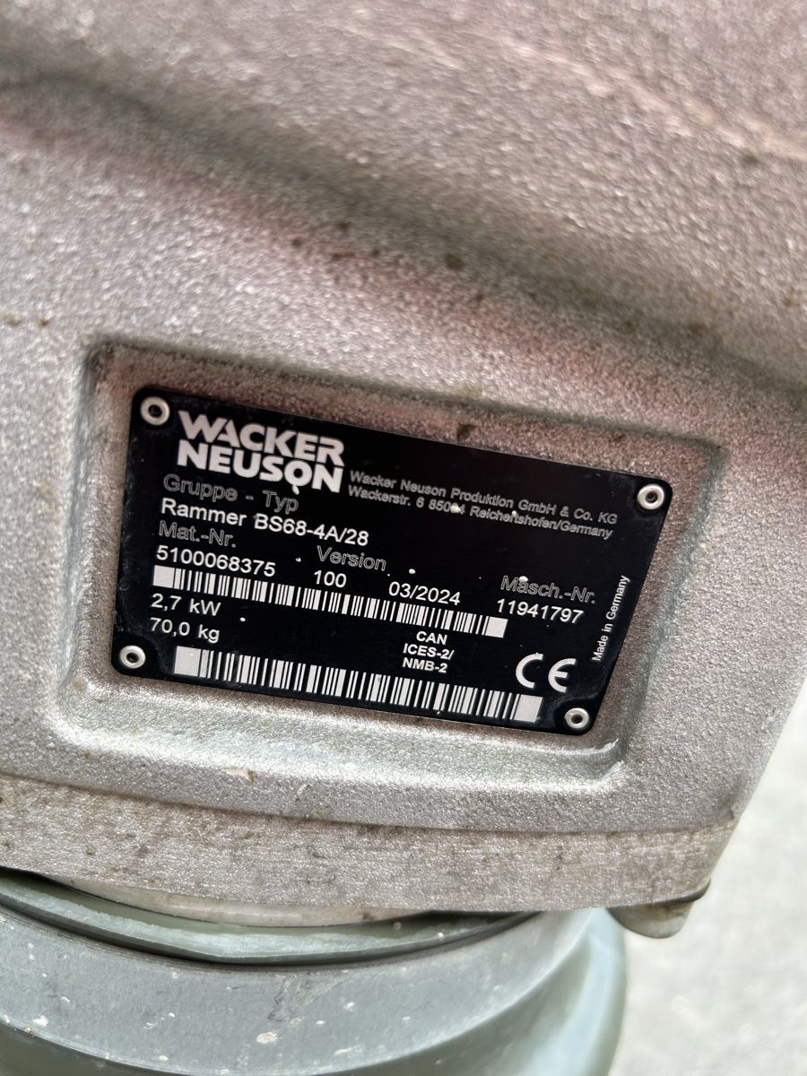 Wacker Neuson Toutes les machines: Grabenstampfer Wacker Neuson  – D'occasion à Salmsach par Takeuchi_W395 1