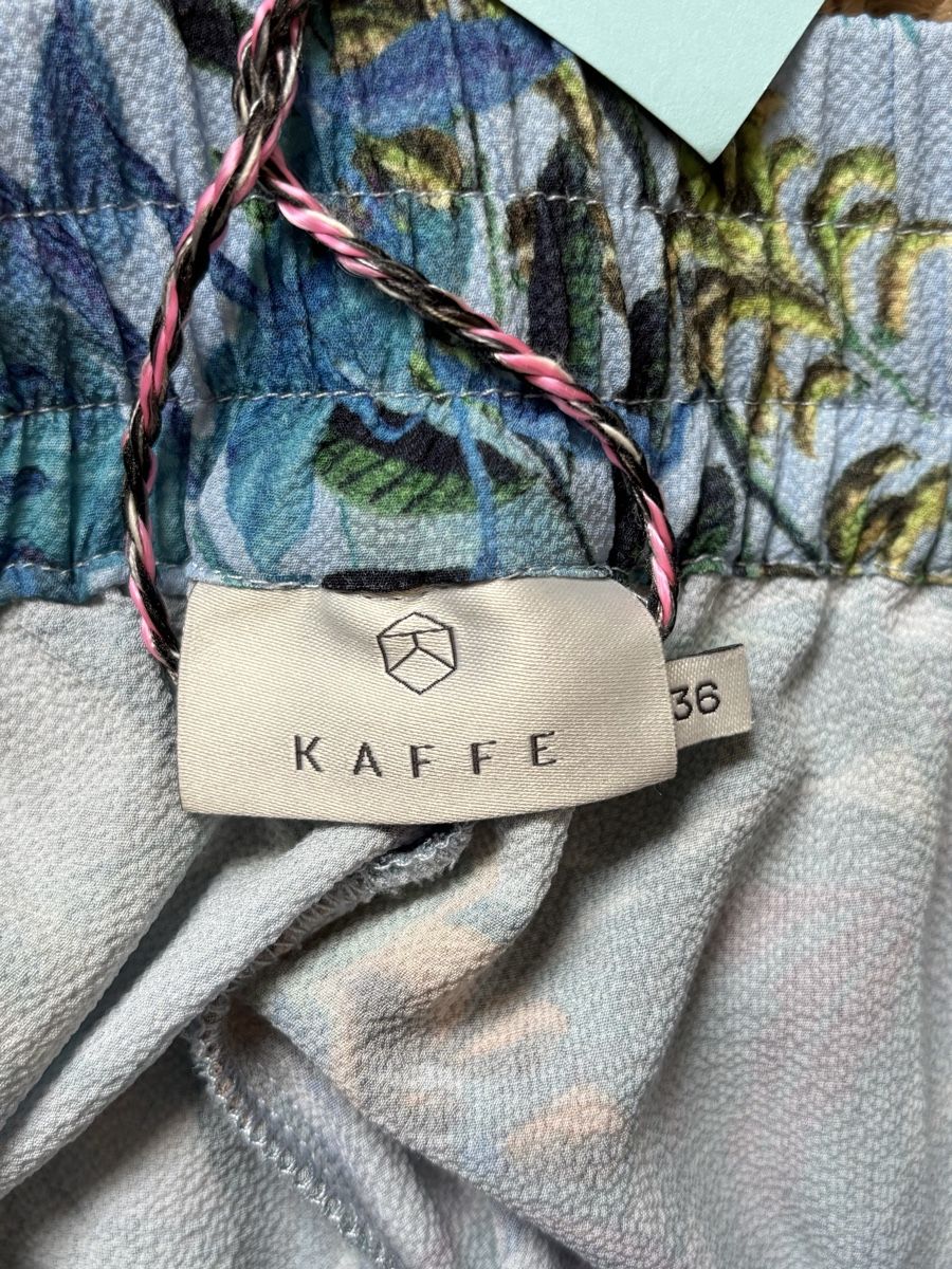 Pantalons: Pantalon Kaffe – D'occasion à Neuchâtel par cam_lf7y 1
