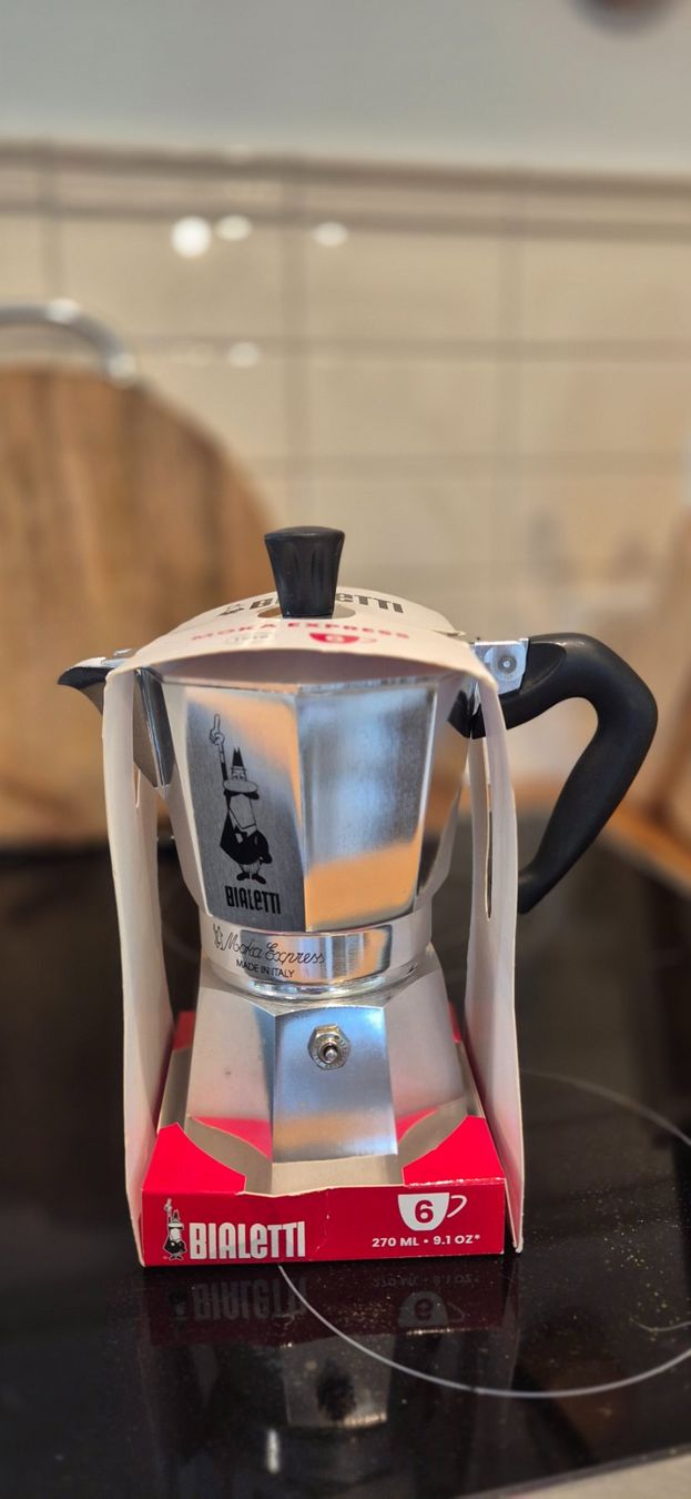 Kaffeemaschinen & Espressomaschinen: Bialetti Kaffeemaschine – Neu und originalverpackt aus Worb von Satchmo04