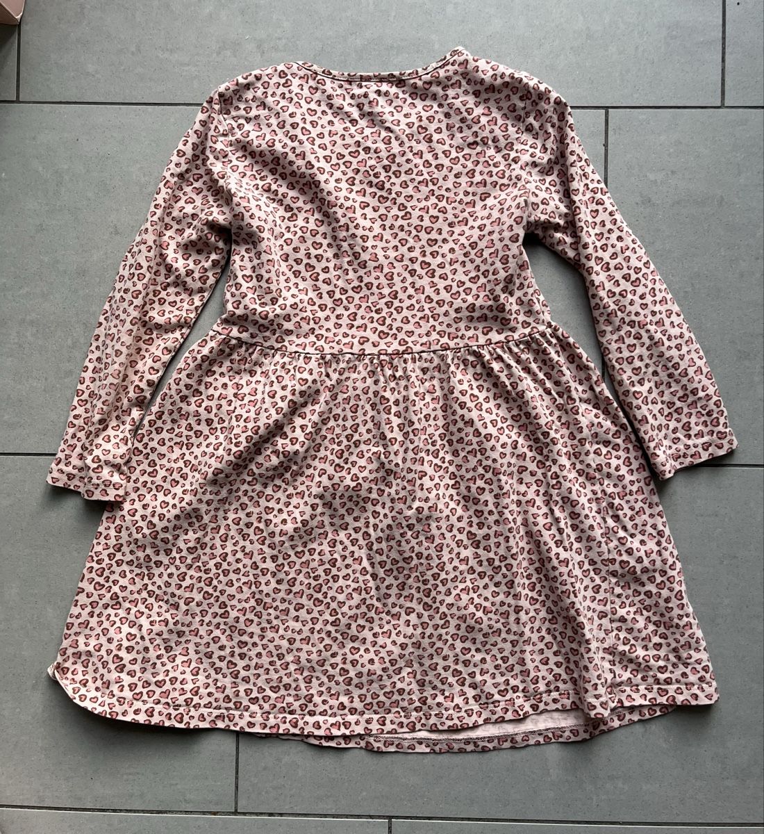 H&M Vestiti & Gonne: Kleid mit Leopardenmuster, Gr. 122 – Usato da Zürich venduto da jmg_8005 1